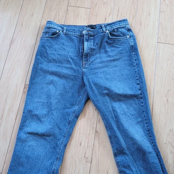 ASOS Curve High Rise Jeans Mid Wash - Picture 5 of 6